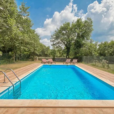Postaja Comfortable Holiday Βίλα